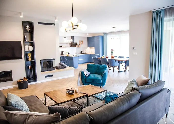 Вилла Balaking Замарди